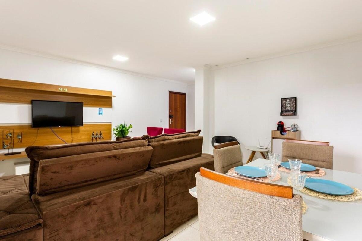 Ap 85M2 , 2Qts Com Suite , Estacionamento, Cozinha Completa , Wi-Fi 500Mb , Jr Catito 巴西利亚 外观 照片